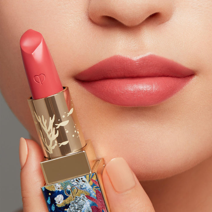Limited Edition Lipstick Matte  #525 Fearless in Coral
