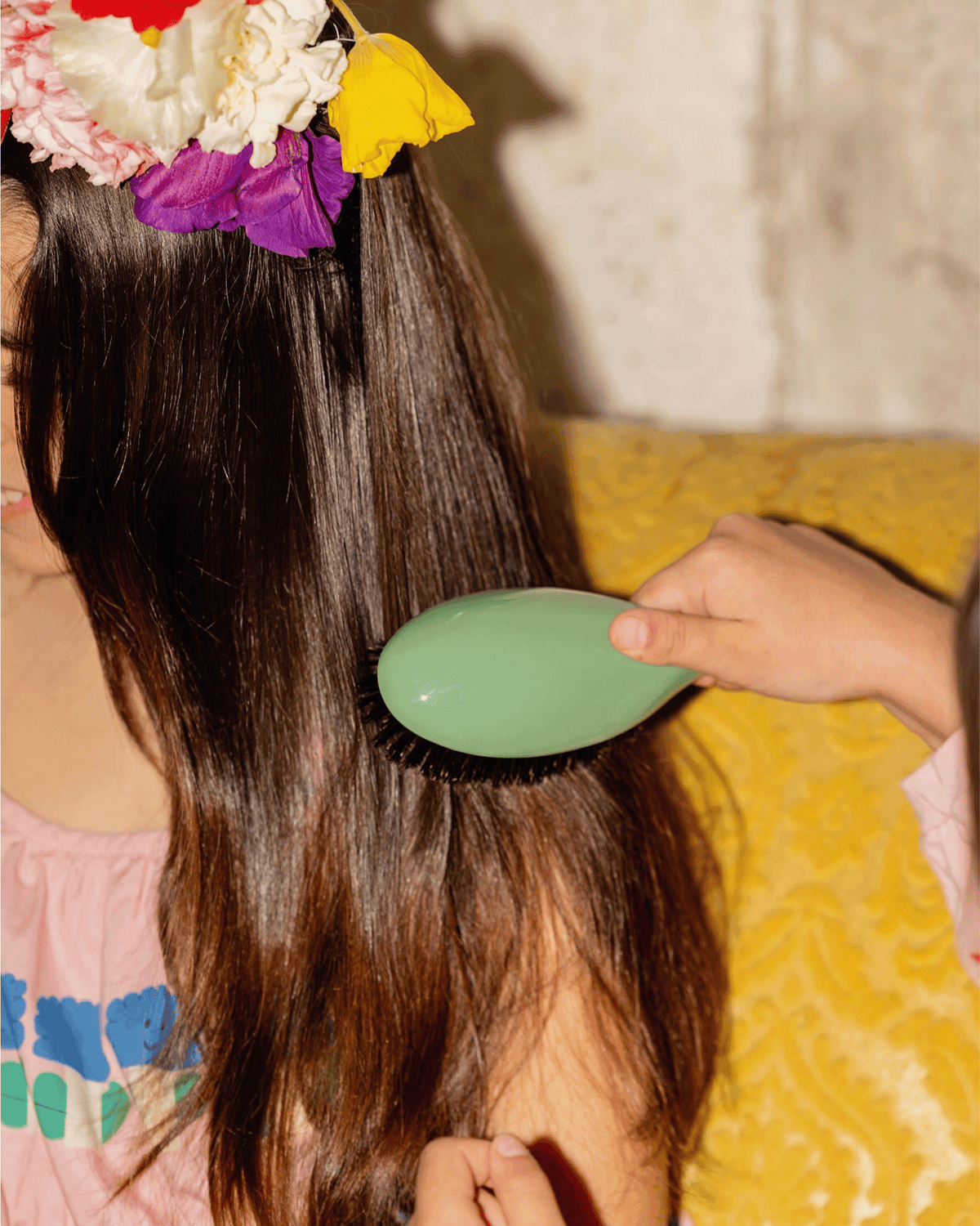 #Color_almond green