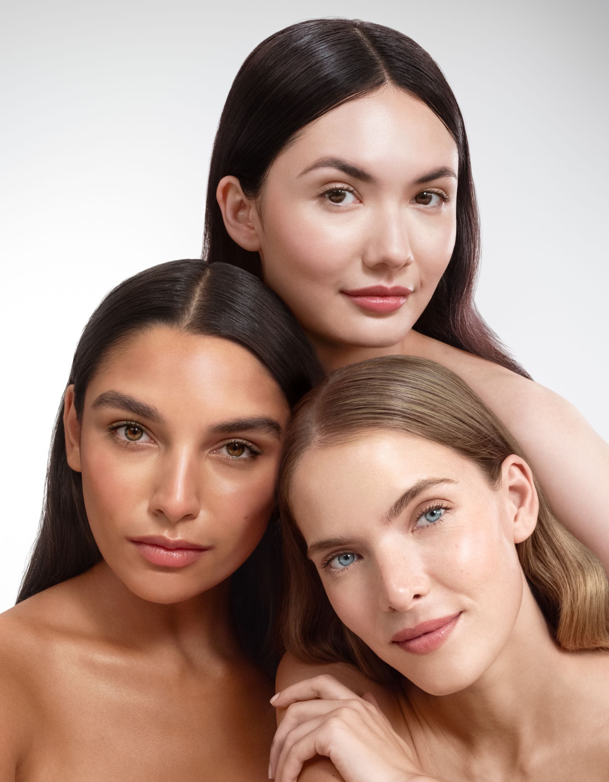 Chantecaille Just Skin Tinted Moisturizer SPF 15 – Cos Bar