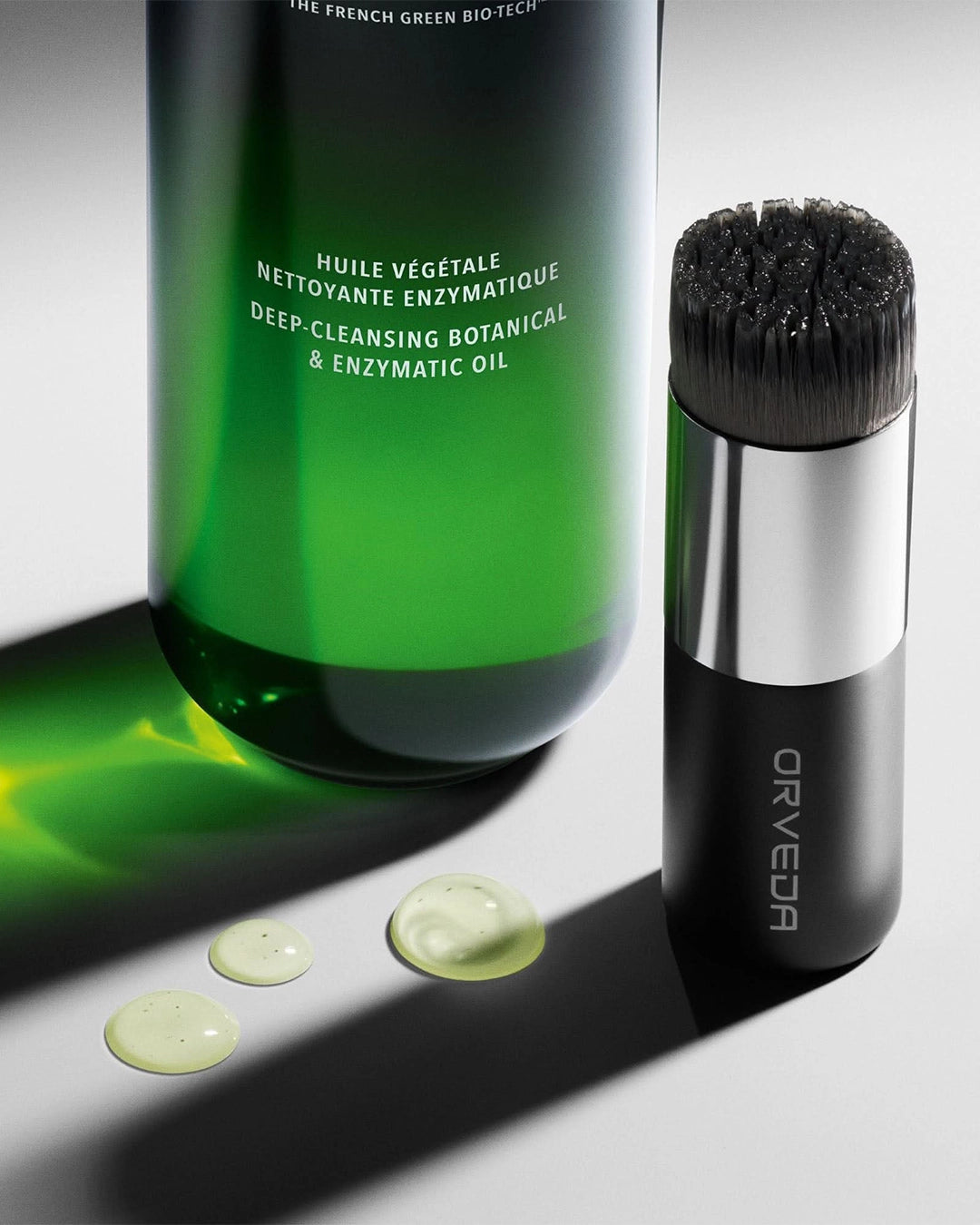 The Deep-cleansing Botanical & Enzymatic Oil 200 Ml