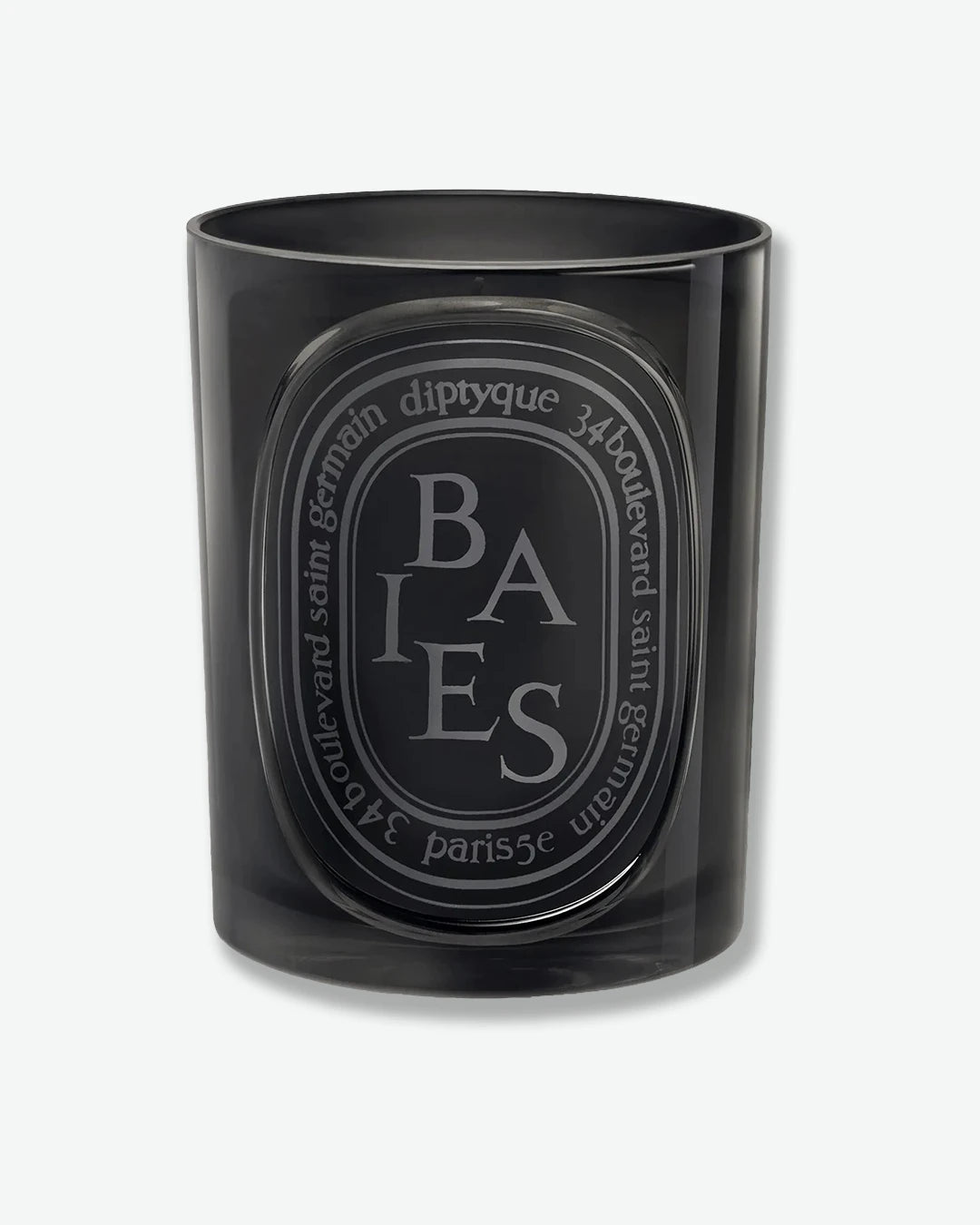 Black Diptyque candle with 'Baies' branding on a white background