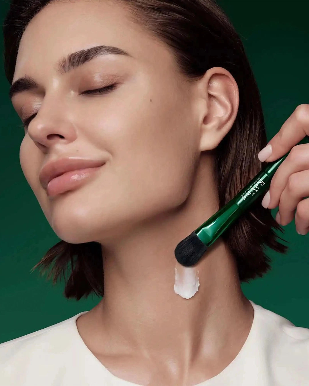 Lissant Line-Smoothing Neck Serum