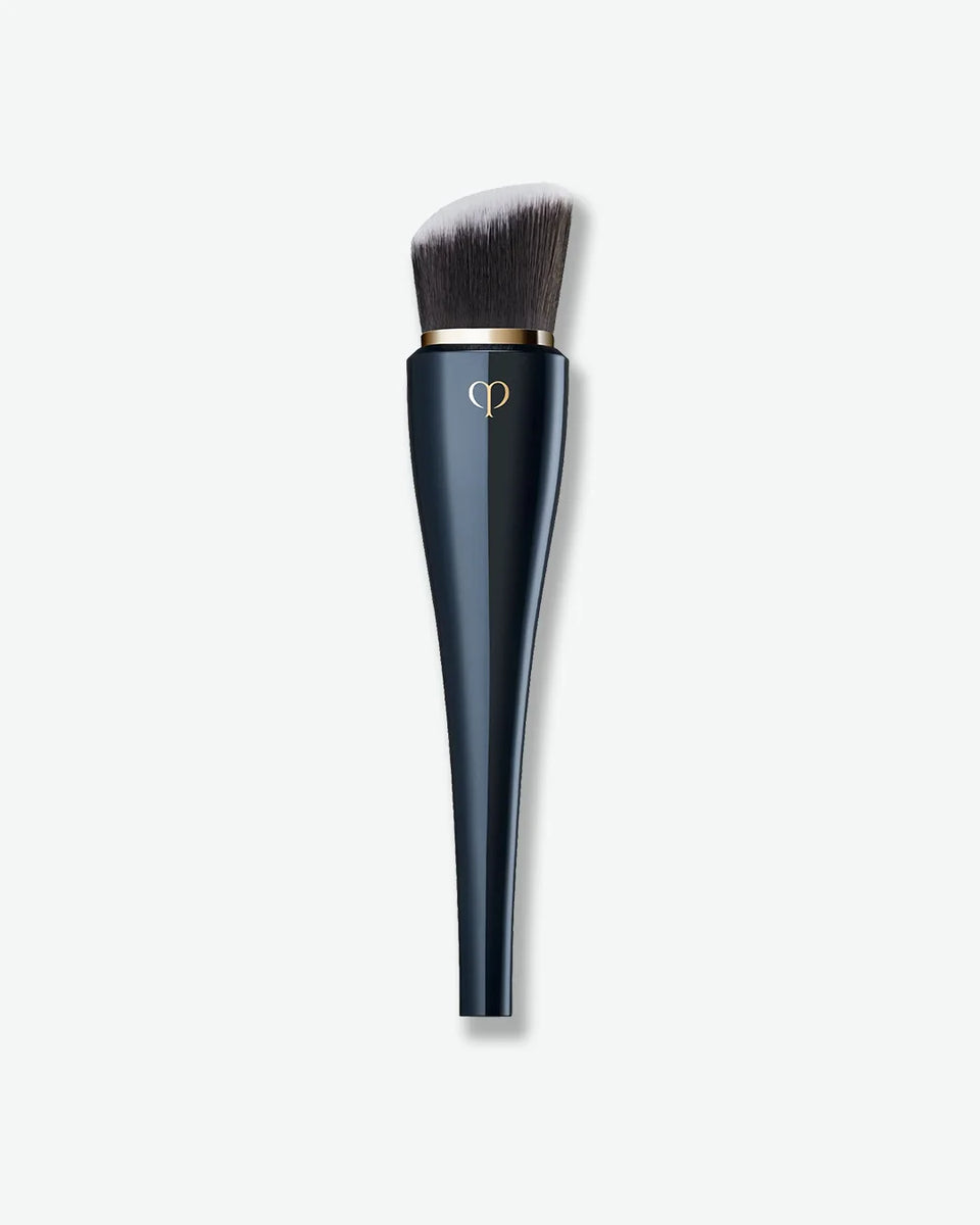 clé de peau BEAUTÉ フェイスパウダー、ブラシ Clé de Peau Beauté High Coverage Foundation Brush