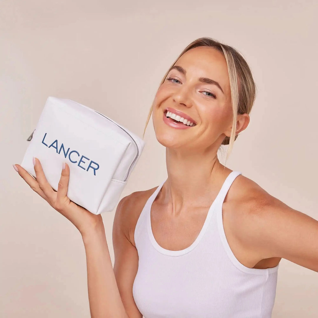 The Method Glow On The Go Bag