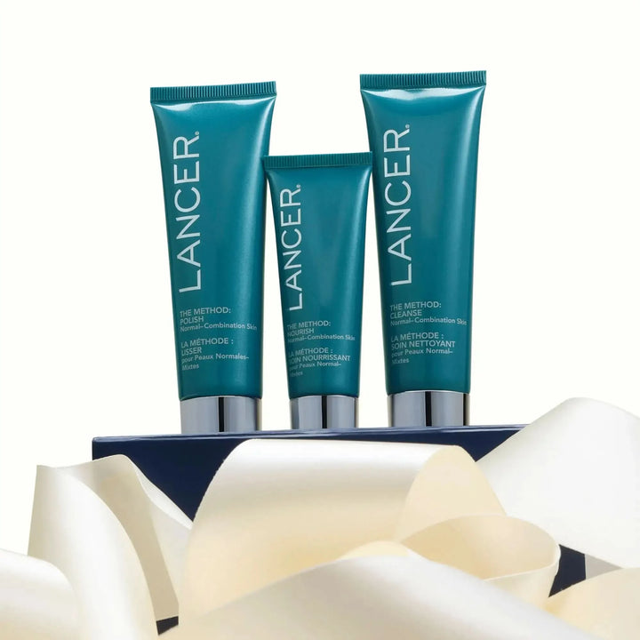 The Method Glow On The Go Bag