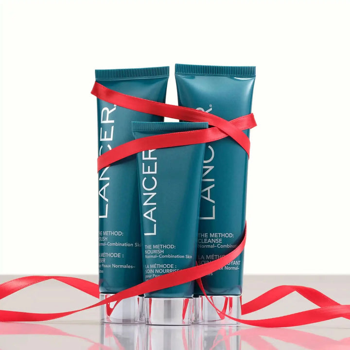 The Method Glow On The Go Bag